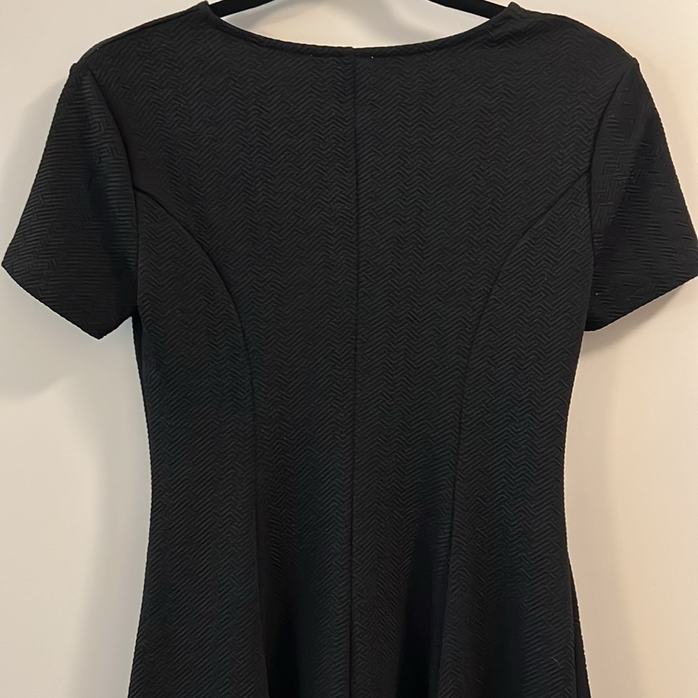 FUN & FLIRTY LBD - Picture 4 of 5